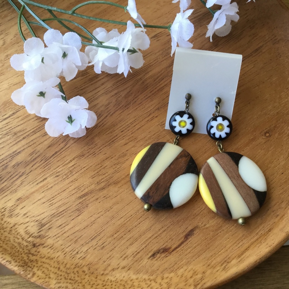 Woody Taste Earrings